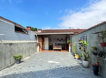 Casa · 250m² · 3 Quartos · 4 Vagas · Casa com 3 dormitórios e suíte com hidromassagem em Praia Grande SP