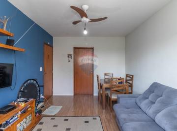 Casa · 94m² · 2 Quartos · 1 Vaga · Sobrado espaçoso com jardim frutífero e localização privilegiada no Jaraguá