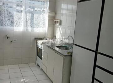 941216750.jpg · Um quarto espaçoso em frente à Prefeitura.