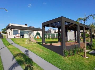 17786315230.jpg · CASA COM 3 DORMITÓRIOS SENDO 3 SUÍTES A VENDA NO CENTRO DE LONDRINA                                 