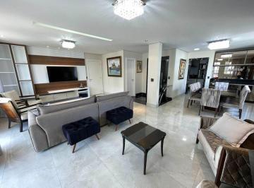 Apartamento de 3 quartos, Curitiba · Ótimo apartamento com 3 suítes e 2 vagas no Ed. Gaudium