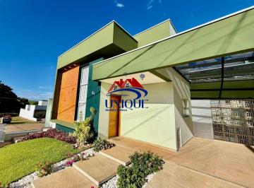 Casa · 247m² · 2 Quartos · 3 Vagas · LINDA CASA À VENDA EM BOITUVA - TROPICÁLIA GARDEN