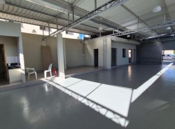 202604271808122560.jpeg · Ponto Comercial Centro