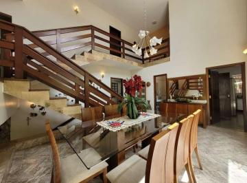 Casa de 5 quartos, São Paulo · Casa com 220 m² e 5 quartos à venda no Butantã