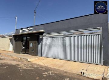 Casa · 114m² · 4 Quartos · 3 Vagas · CASA COM 4 QUARTOS Á VENDA BAIRRO VILA NOVA