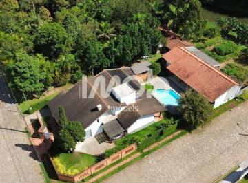 Casa · 860m² · 5 Quartos · 2 Vagas · CASA COM 2 SUÍTES + 3 QUARTOS, BARRA DO RIO CERRO