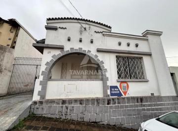 Casa · 369m² · 3 Quartos · 2 Vagas · Casa Padrão em Ponta Grossa