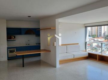 Apartamento · 101m² · 2 Quartos · 3 Vagas · Apartamento a venda no itaim com 101m², 2 suítes e 2 vagas.