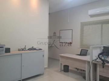 Comercial · 250m² · 4 Vagas · Oportunidade - Ponto Comercial - Jardim Satélite - 205,40m².