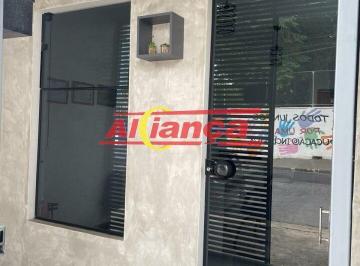 Casa · 170m² · 2 Quartos · 5 Vagas · CASA TÉRREA COM 2 DORMS. COM 5 VAGAS DE GARAGEM E UM SALÃO NO JD.SÃO JOÃO