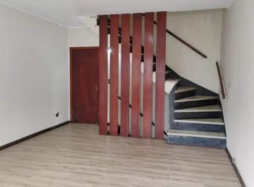 Casa · 139m² · 2 Quartos · 2 Vagas · Sobrado Residencial Frente em Santo André (Jardim) – 2 Dorms, 2 Vagas e Financiamento