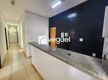 Comercial · 217m² · Salas Comerciais com 217m² para alugar, próximo á Famosa Pizza, Ribeirão Preto/SP
