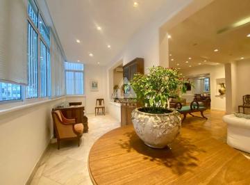 Varanda interna · Original 4 quartos, belíssimo apartamento reformado com 260 m² e planta impecável — Posto 3