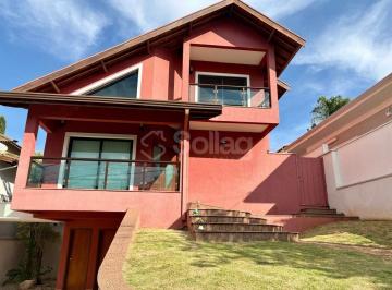 Casa · 210m² · 3 Quartos · 2 Vagas · Casa à venda no Condomínio Recanto dos Paturis em Vinhedo - interior de São Paulo.