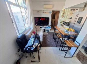 Apartamento · 32m² · 1 Quarto · Excelente apartamento reformado de 1 quarto no Catete