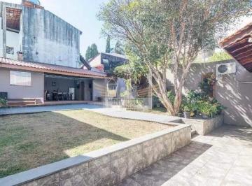 Casa · 251m² · 3 Quartos · 5 Vagas · Sobrado com 3 Dormitórios à Venda, 251m² - Vila Assunção, Santo André/SP.