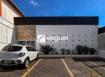 Casa · 223m² · 4 Vagas ·  Casa comercial de 223m² com 12 salas, 5 banheiros para alugar no Jardim Flamboyant, Campinas/SP
