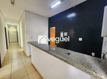 Comercial · 217m² · Salas Comerciais com 217m² para alugar, próximo á Famosa Pizza, Ribeirão Preto/SP
