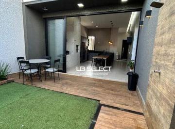 998aa90855fb6611218750365dfca8b07f9cfe6a · Casa no bairro Novo Mundo com três suítes e varanda gourmet.