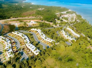 Casa · 130m² · 3 Quartos · 1 Vaga · Casa com Piscina e 3 Suítes à venda no Cond. Zamá na Praia do Marceneiro
