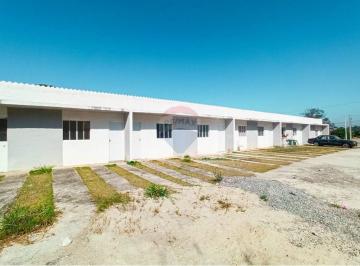 Casa · 64m² · 2 Quartos · 1 Vaga · Casa Térrea com Amplo Terreno à Venda no Conjunto Residencial Marbella – Mobiliada, com Suíte e Jard
