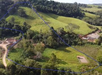 Rural · 4ha · 3 Quartos · 3 Vagas · Sítio para Pecuária ou Lazer