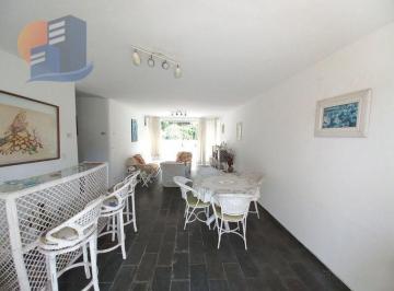 Apartamento · 200m² · 4 Quartos · 1 Vaga · Cobertura Lado Praia | Localização Privilegiada na Praia da Enseada