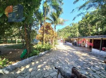 Rural · 4000m² · 4 Quartos · 5 Vagas · Sítio Iriri  Seu refúgio perfeito na natureza te espera!
