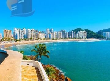 Apartamento · 170m² · 3 Quartos · 2 Vagas · FRENTE AO MAR! More com conforto, sofisticação e uma vista privilegiada do mar!