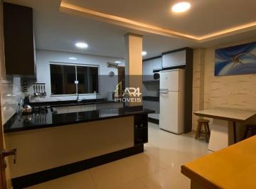 Casa · 138m² · 3 Quartos · 3 Vagas · Sobrado à Venda no bairro Cajuru em Curitiba/PR