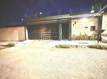 Casa · 3 Quartos · 4 Vagas · EXCELENTE CASA PARA LOCAÇÃO! 03 QUARTOS SENDO 01 SUÍTE - ÁREA DE LAZER COM OFURÔ