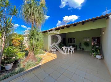 Casa · 190m² · 4 Quartos · 4 Vagas · VENDO Casa com 4 Dormitórios Próx. Ao HU