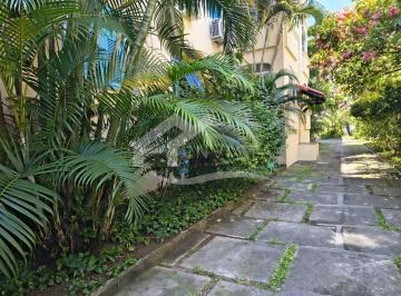 Apartamento · 98m² · 2 Quartos · 1 Vaga · 2 Quartos, uma vaga e uma super varanda.