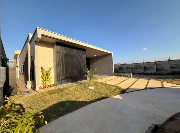 Casa de 3 quartos, Jacareí · Bosque dos Manacas - casa térrea - preparada para aquecimento solar - avalia permuta até 400mil -