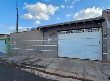 Casa · 178m² · 2 Quartos · 2 Vagas · Casa Padrão em Araraquara