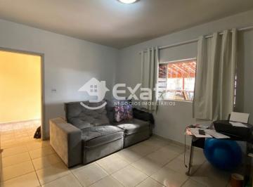 Casa · 185m² · 3 Quartos · 3 Vagas · Casa Espacosa para Disponivel para Aluguel na Zona Leste!