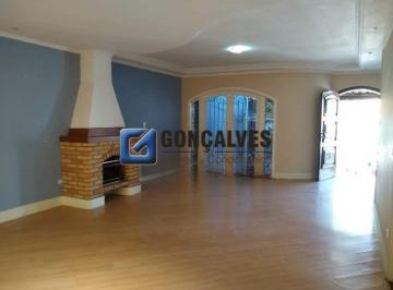 Casa · 300m² · 5 Quartos · 4 Vagas · Casa para Alugar em Santo André (Bairro Curuça) — 300 m² | R$ 5.000/mês