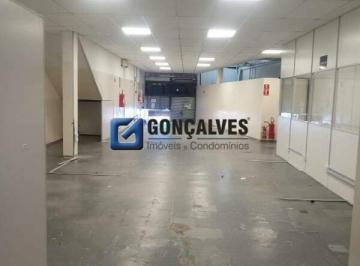 Comercial · 244m² · 2 Vagas · Salão para aluguel no Centro de São Bernardo do Campo | 241 m² | 2 banheiros e 2 vagas