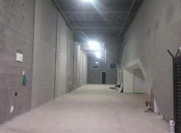 Comercial · 250m² · 4 Vagas · Galpão para aluguel 4 vagas Ferrazópolis - São Bernardo do Campo - SP