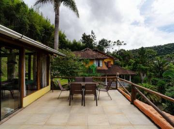 a42a81a4218ddf4f65bf6dbcc9971bc7204c7c3a · Excelente casa no Green Valley Teresópolis
