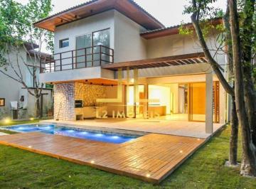 Casa · 230m² · 4 Quartos · 2 Vagas · CASA - 4 SUÍTES - PRAIA DO FORTE