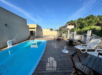 25215076_4.jpg · Casa em condomínio fechado, com piscina