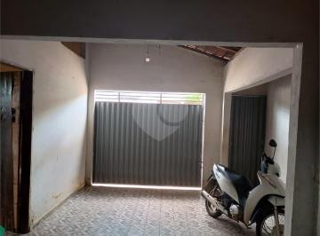 Casa · 10m² · 4 Quartos · 1 Vaga · Casa com 4 quartos à venda em Centro - MA