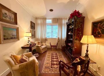 Apartamento · 97m² · 2 Quartos · 1 Vaga · 
                                Humaitá | Apartamento 2 quartos, sendo 1 suite
                    