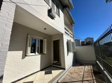 Casa · 103m² · 3 Quartos · 
                                Sobrado a venda no Jardim Eldorado em Caxias do Sul com 03 dormitór