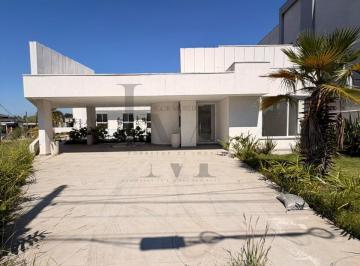 Casa · 285m² · 3 Quartos · 4 Vagas · Condomínio Aruã Brisas - Casa Alto Padrão Para Locação, Dentro do Condomínio Aruã Brisas