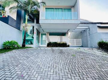 Casa · 300m² · 3 Quartos · 4 Vagas · Condomínio Aruã - Casa Alto Padrão à Venda, Dentro do Condomínio Aruã