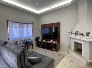 Casa · 300m² · 3 Quartos · 4 Vagas · Condomínio Aruã - Casa Alto Padrão à Venda, Dentro do Condomínio Aruã