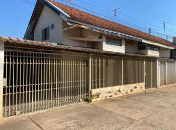 Casa de 4 quartos, Birigui · Casa à venda na CESP em Birigui!