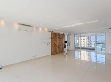 Apartamento · 213m² · 3 Quartos · 3 Vagas · Apartamento - Panamby - 3 Suítes - 213m².